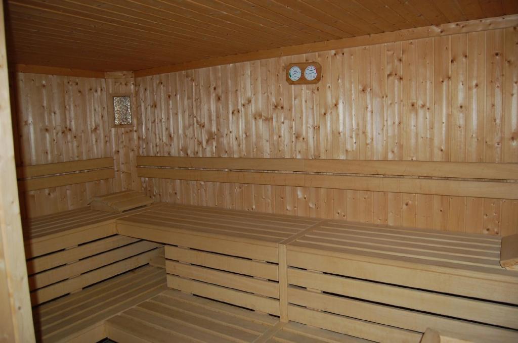 Hotel Engel Canazei Εξωτερικό φωτογραφία