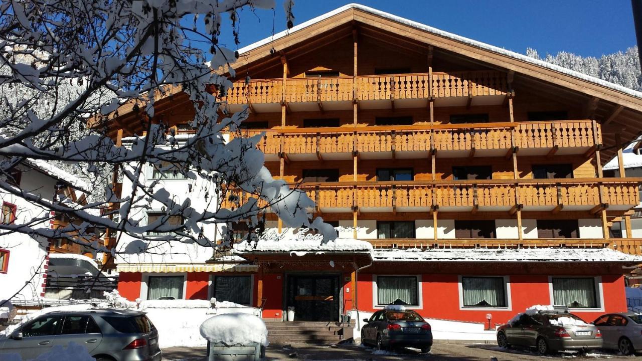 Hotel Engel Canazei Εξωτερικό φωτογραφία