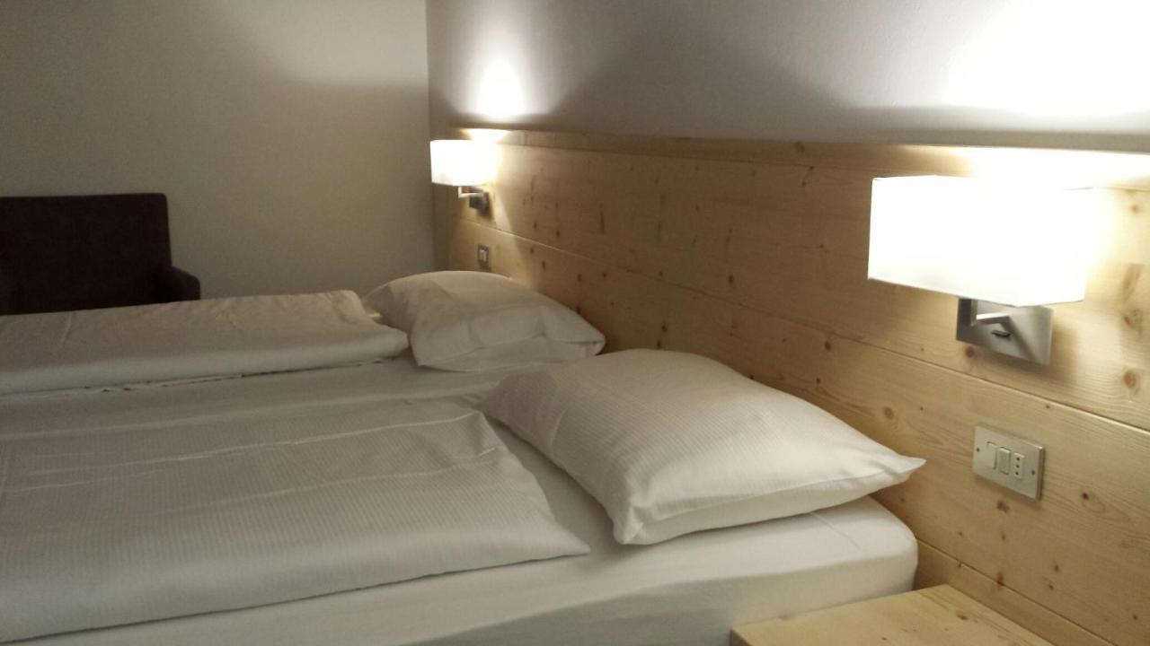 Hotel Engel Canazei Εξωτερικό φωτογραφία